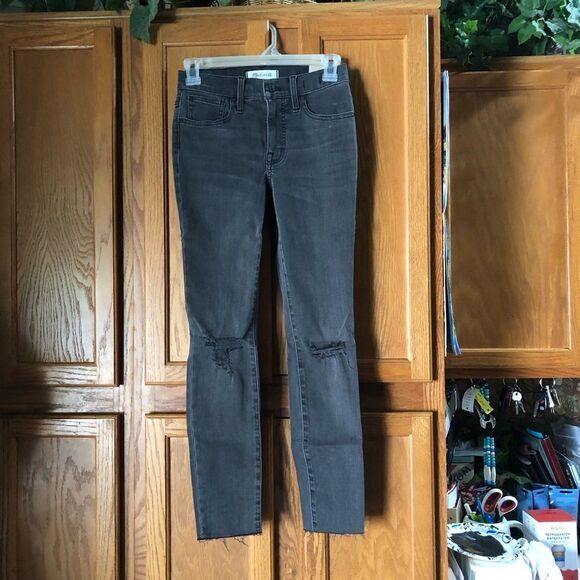 NWT Madewell 9” Mid Rise Skinny Jeans Frayed Hem Distressed Gray - 24P - Picture 1 of 13